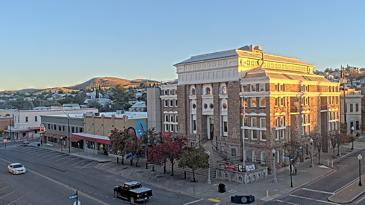 Thumbnail for current weather camera view from Center for the Arts in Globe, Arizona