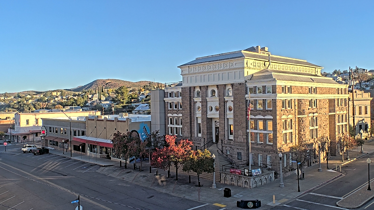 Thumbnail for current weather camera view from Center for the Arts in Globe, Arizona
