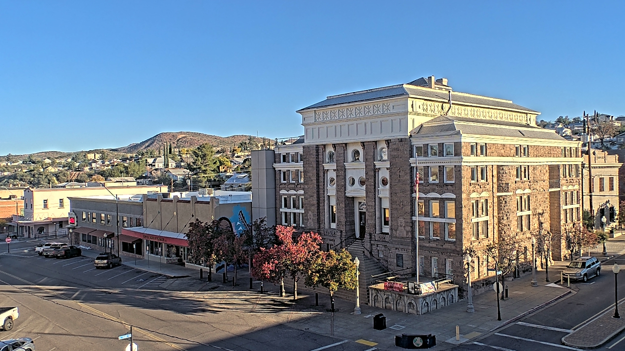 Thumbnail for current weather camera view from Center for the Arts in Globe, Arizona