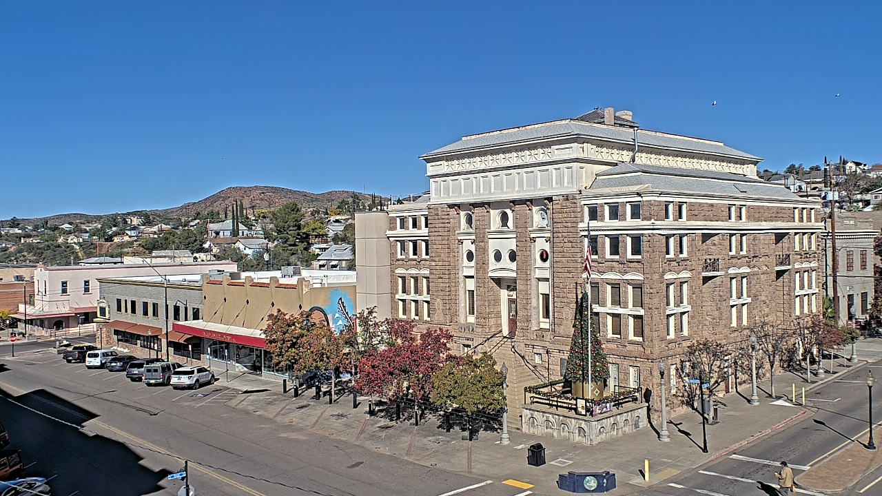 Thumbnail for current weather camera view from Center for the Arts in Globe, Arizona