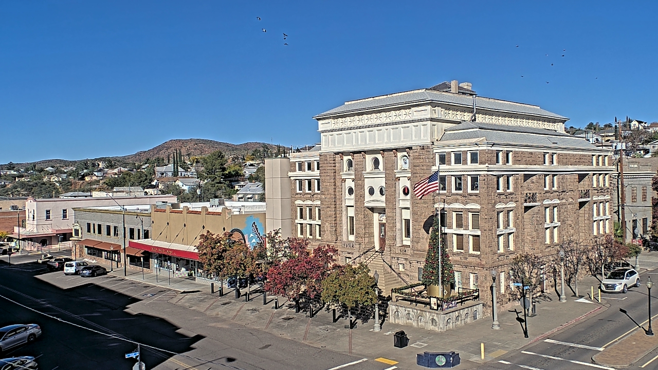 Thumbnail for current weather camera view from Center for the Arts in Globe, Arizona
