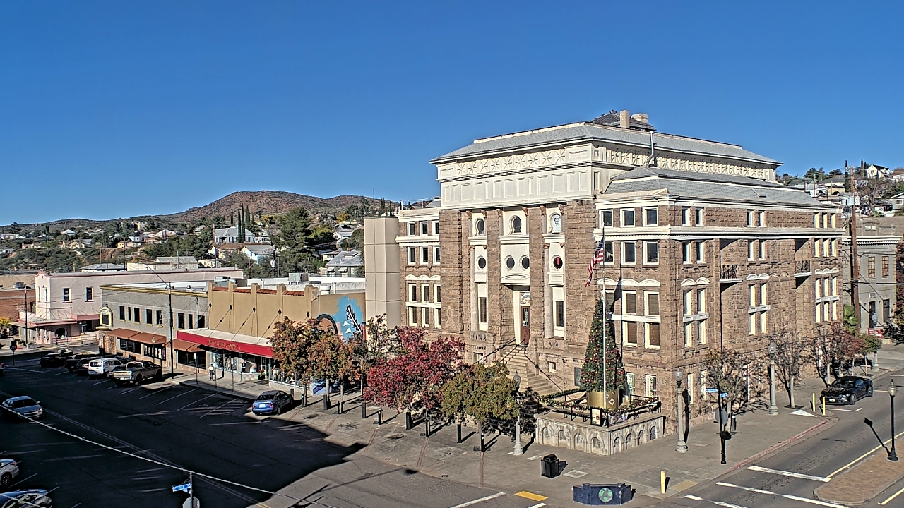 Thumbnail for current weather camera view from Center for the Arts in Globe, Arizona