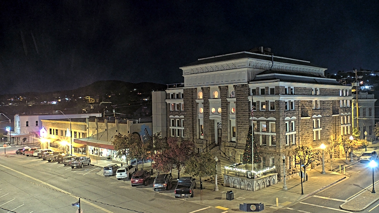 Thumbnail for current weather camera view from Center for the Arts in Globe, Arizona