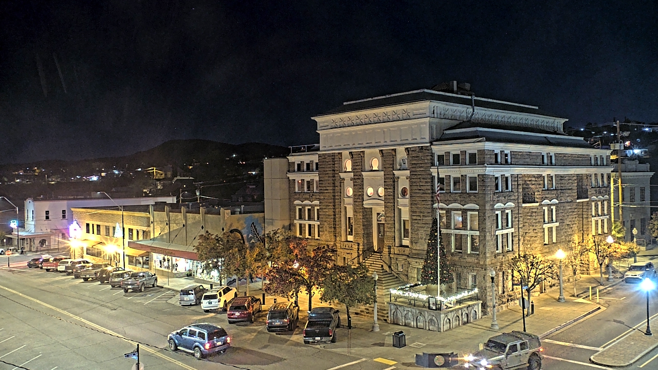 Thumbnail for current weather camera view from Center for the Arts in Globe, Arizona