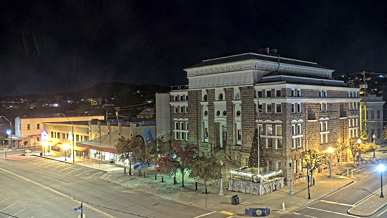 Thumbnail for current weather camera view from Center for the Arts in Globe, Arizona