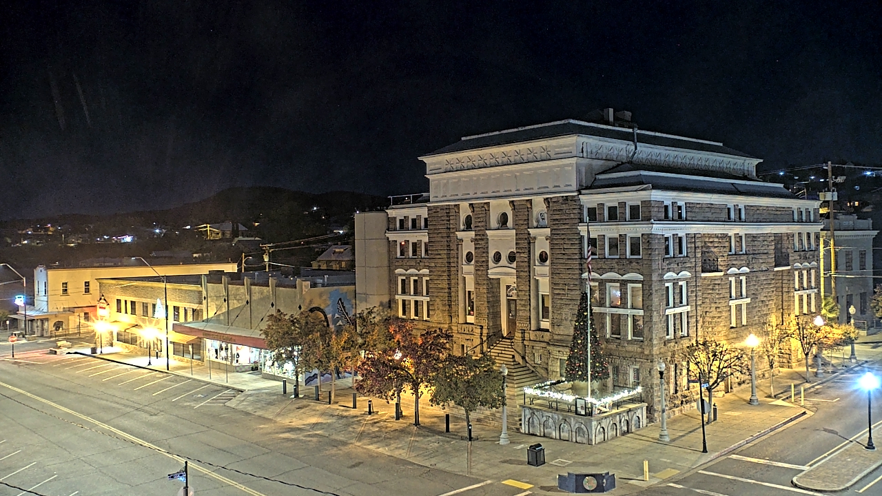 Thumbnail for current weather camera view from Center for the Arts in Globe, Arizona