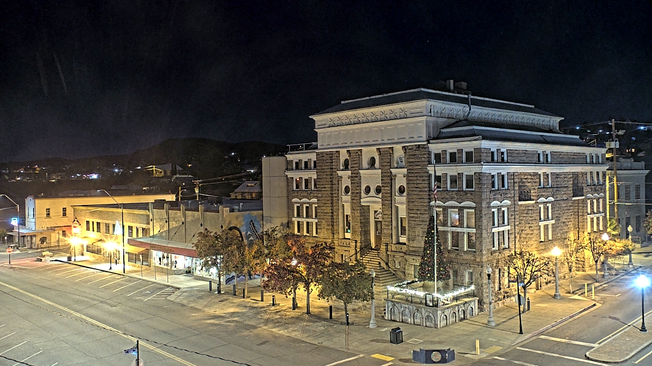Thumbnail for current weather camera view from Center for the Arts in Globe, Arizona