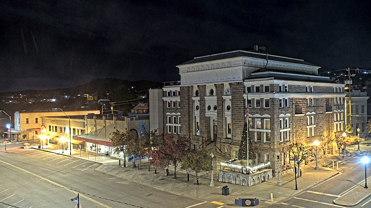 Thumbnail for current weather camera view from Center for the Arts in Globe, Arizona