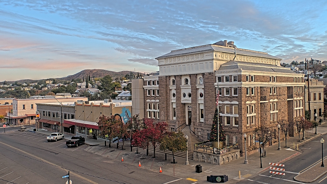 Thumbnail for current weather camera view from Center for the Arts in Globe, Arizona
