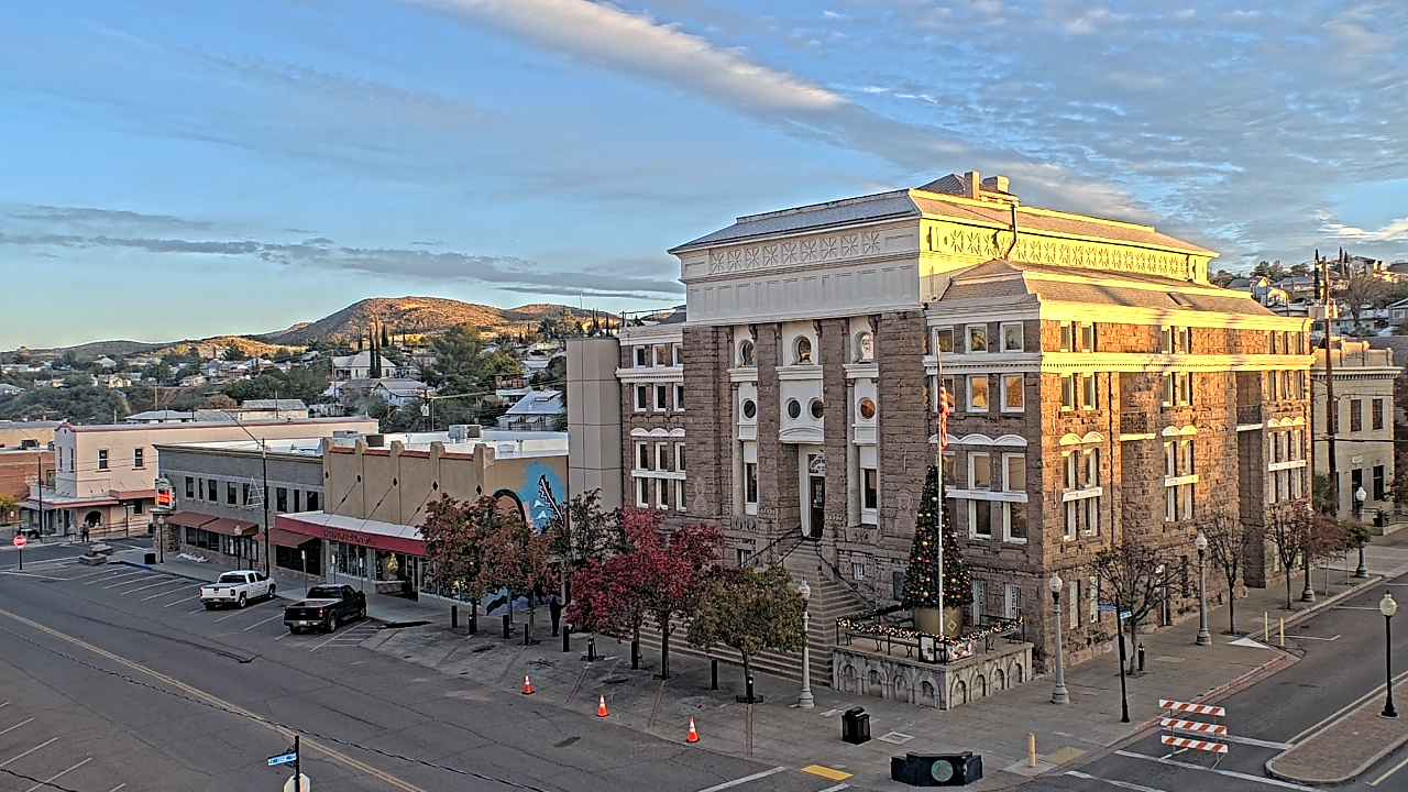 Thumbnail for current weather camera view from Center for the Arts in Globe, Arizona