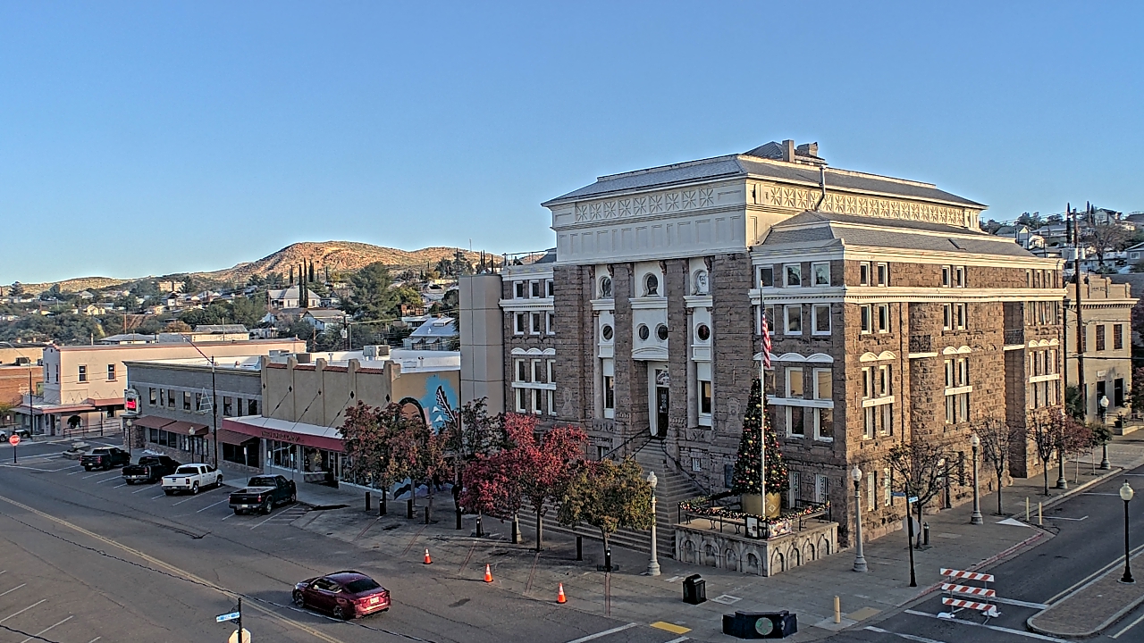 Thumbnail for current weather camera view from Center for the Arts in Globe, Arizona