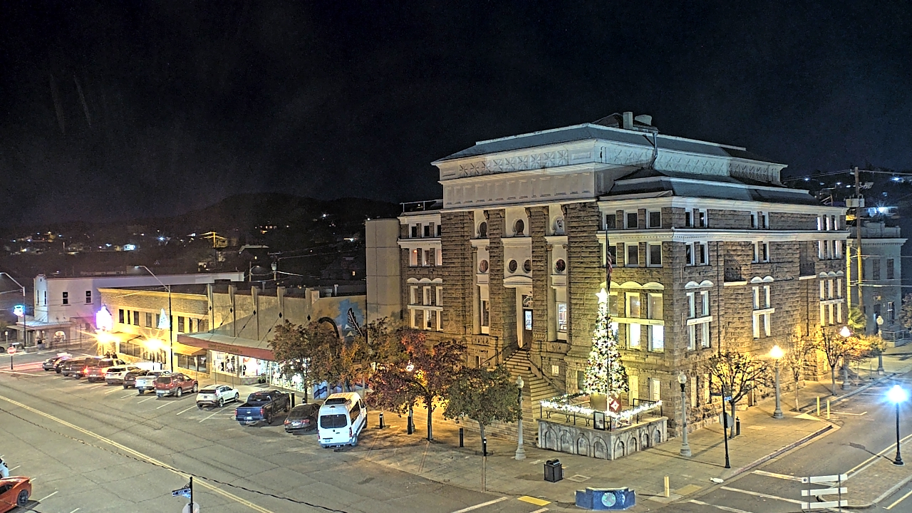 Thumbnail for current weather camera view from Center for the Arts in Globe, Arizona