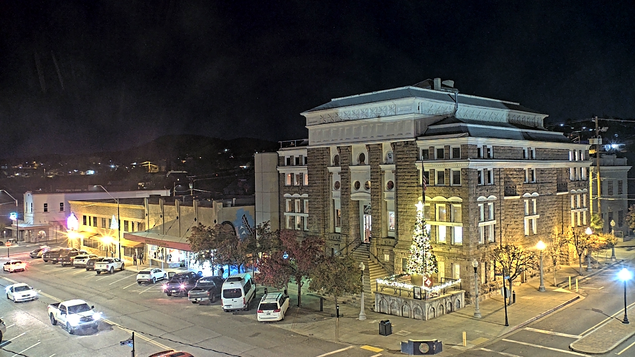 Thumbnail for current weather camera view from Center for the Arts in Globe, Arizona