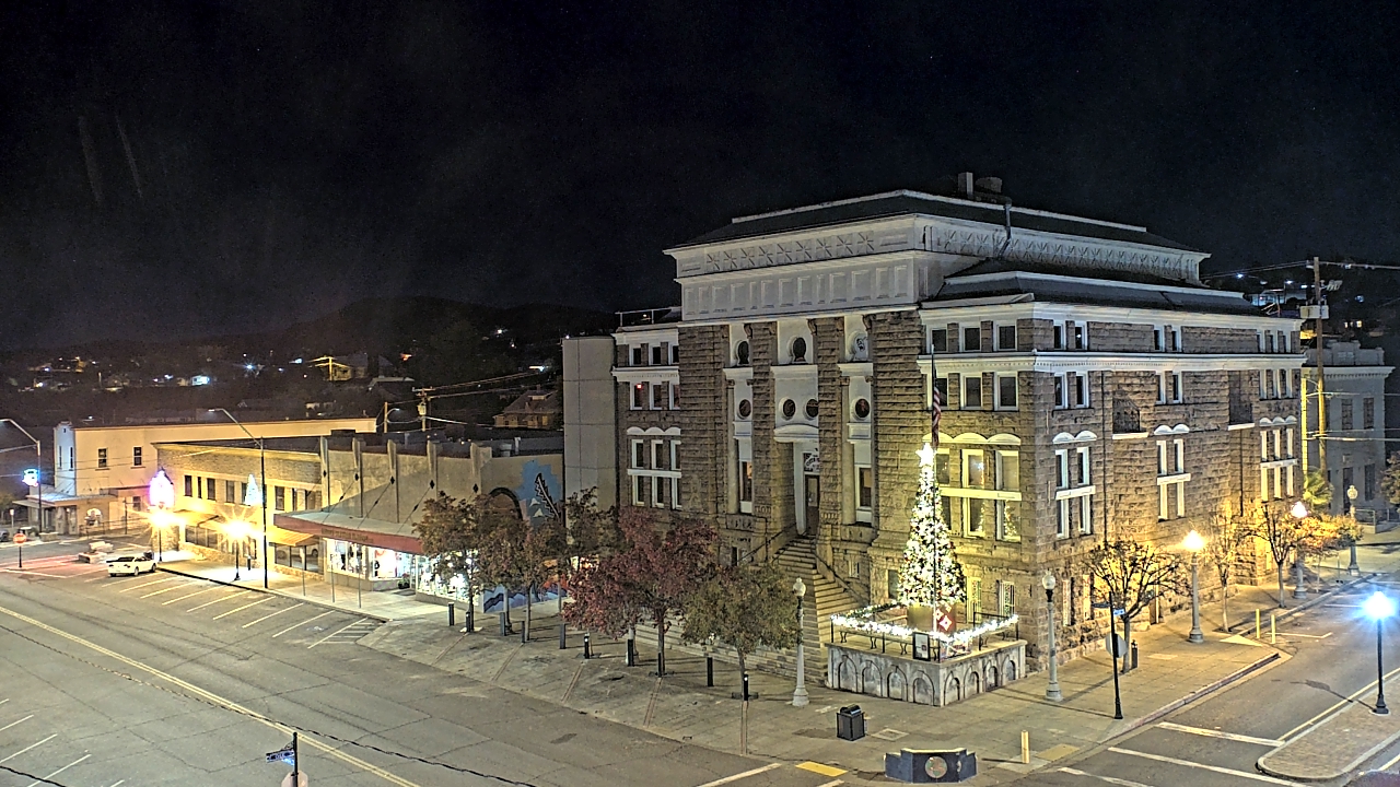 Thumbnail for current weather camera view from Center for the Arts in Globe, Arizona