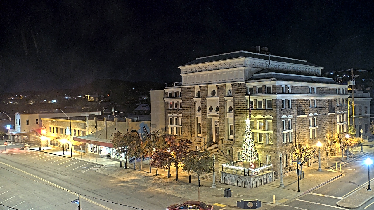 Thumbnail for current weather camera view from Center for the Arts in Globe, Arizona
