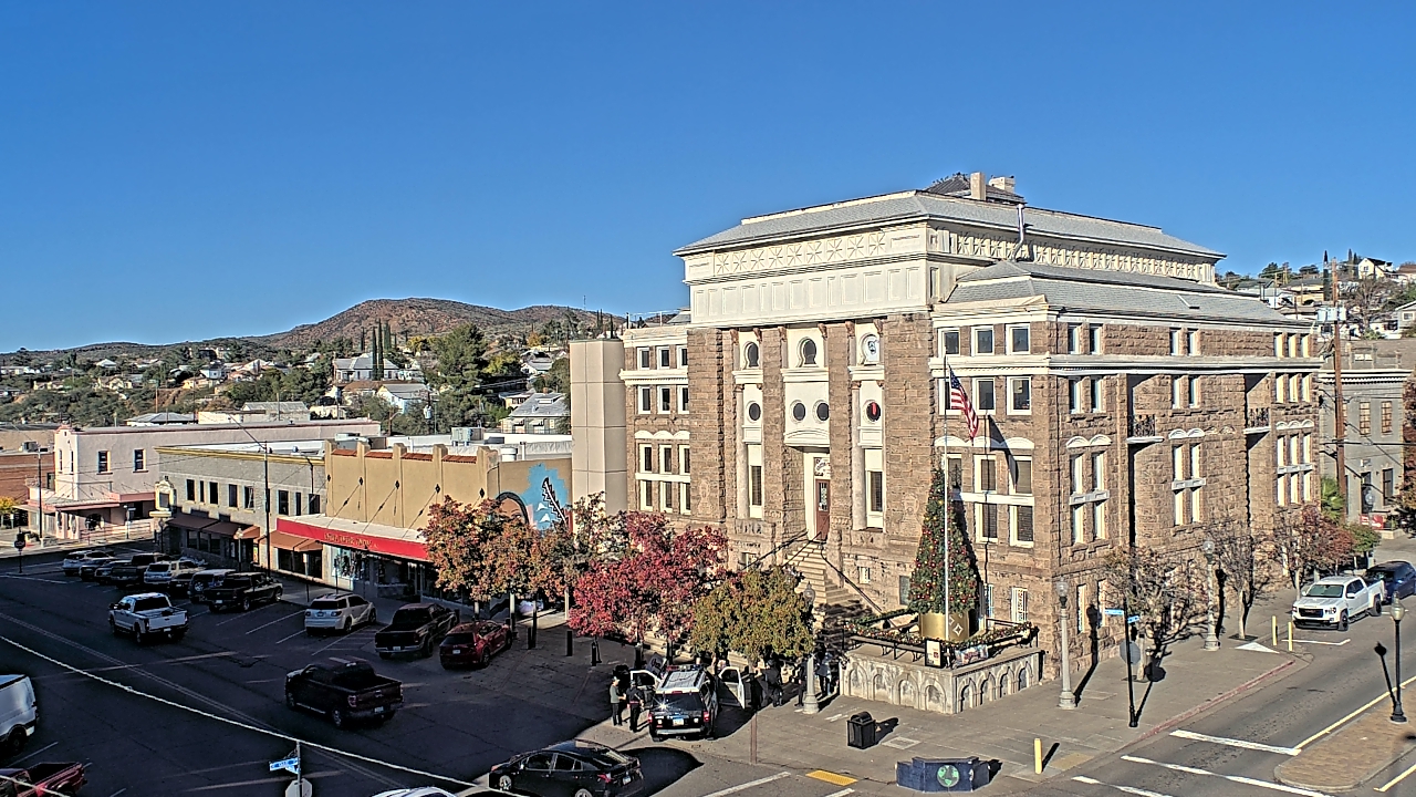 Thumbnail for current weather camera view from Center for the Arts in Globe, Arizona
