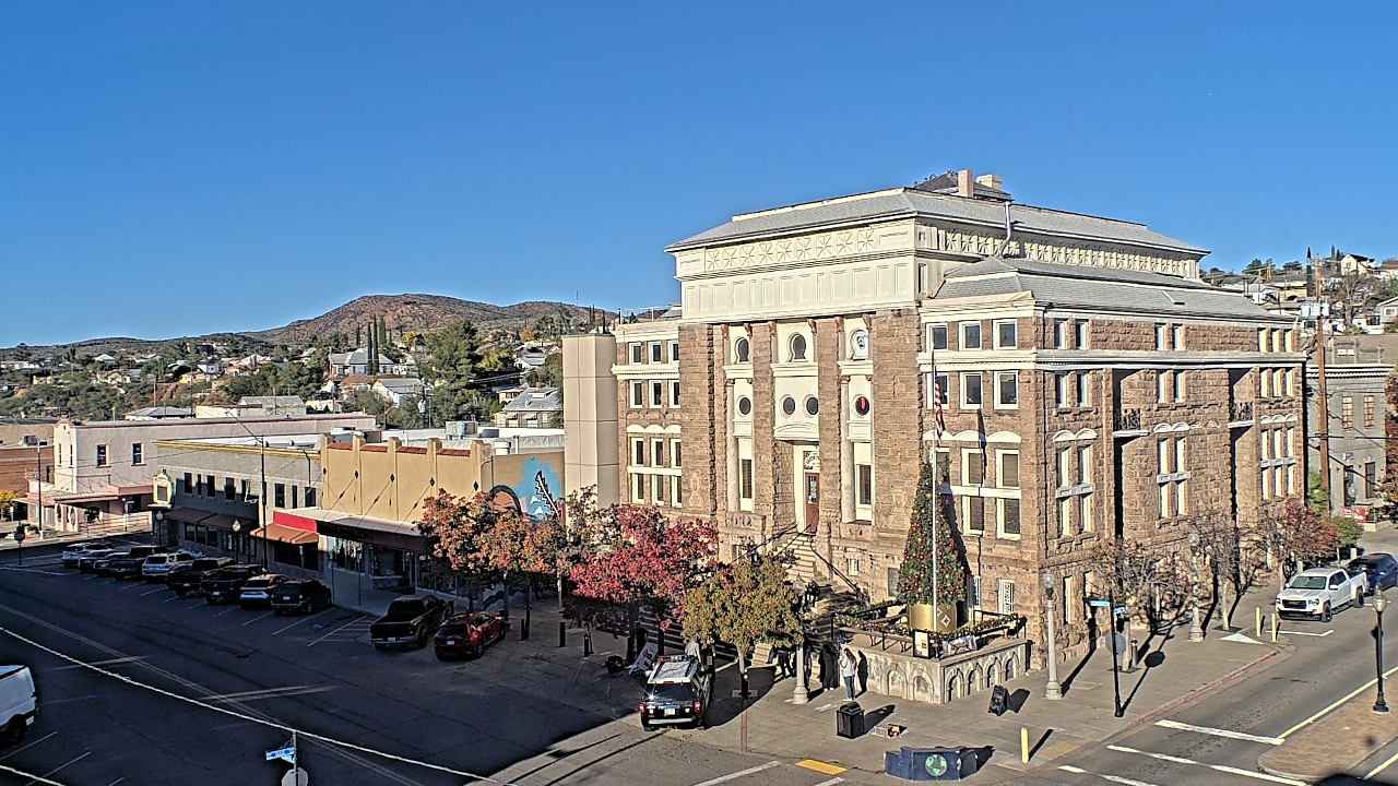 Thumbnail for current weather camera view from Center for the Arts in Globe, Arizona