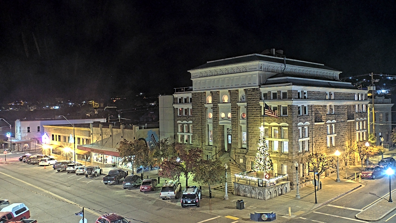 Thumbnail for current weather camera view from Center for the Arts in Globe, Arizona