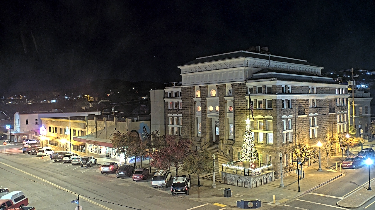 Thumbnail for current weather camera view from Center for the Arts in Globe, Arizona