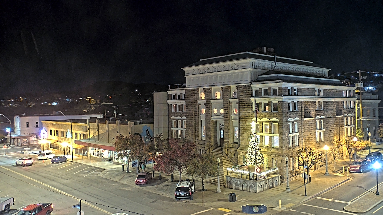 Thumbnail for current weather camera view from Center for the Arts in Globe, Arizona