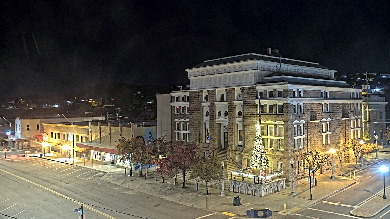 Thumbnail for current weather camera view from Center for the Arts in Globe, Arizona