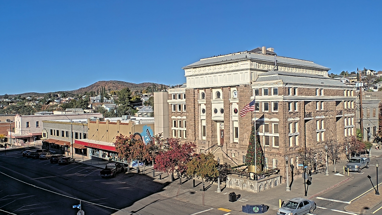 Thumbnail for current weather camera view from Center for the Arts in Globe, Arizona