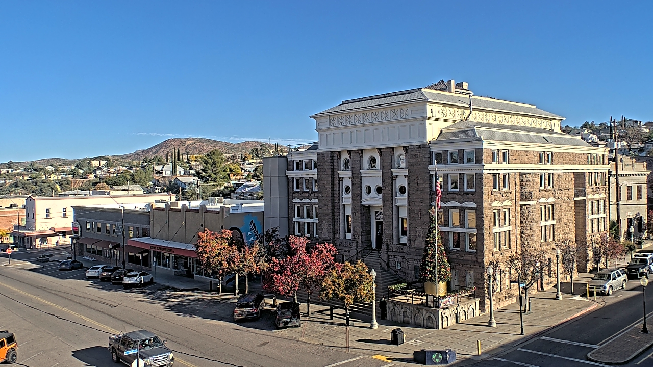 Thumbnail for current weather camera view from Center for the Arts in Globe, Arizona
