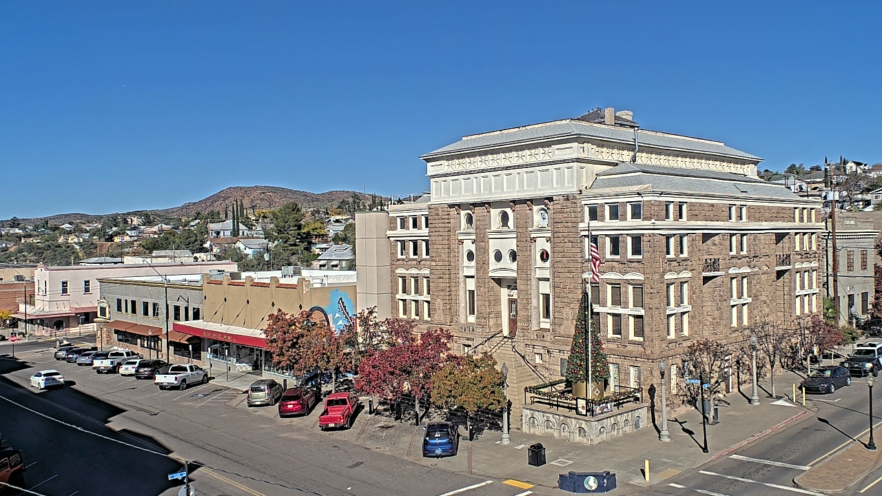 Thumbnail for current weather camera view from Center for the Arts in Globe, Arizona
