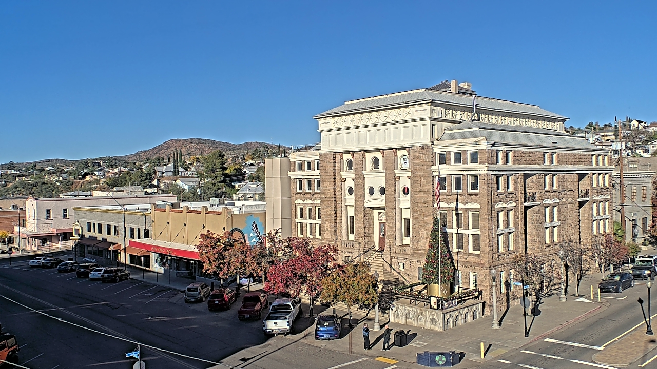 Thumbnail for current weather camera view from Center for the Arts in Globe, Arizona
