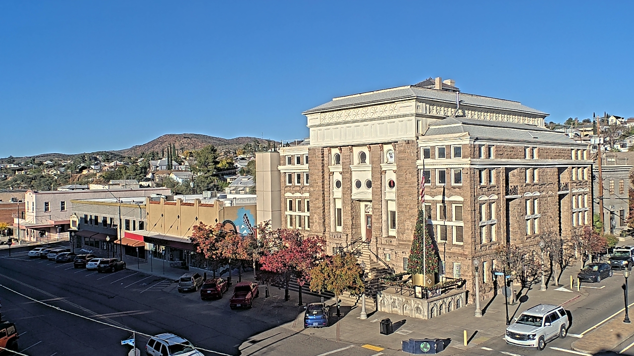Thumbnail for current weather camera view from Center for the Arts in Globe, Arizona
