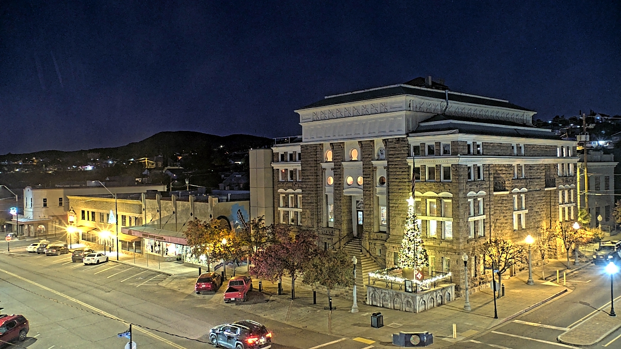 Thumbnail for current weather camera view from Center for the Arts in Globe, Arizona