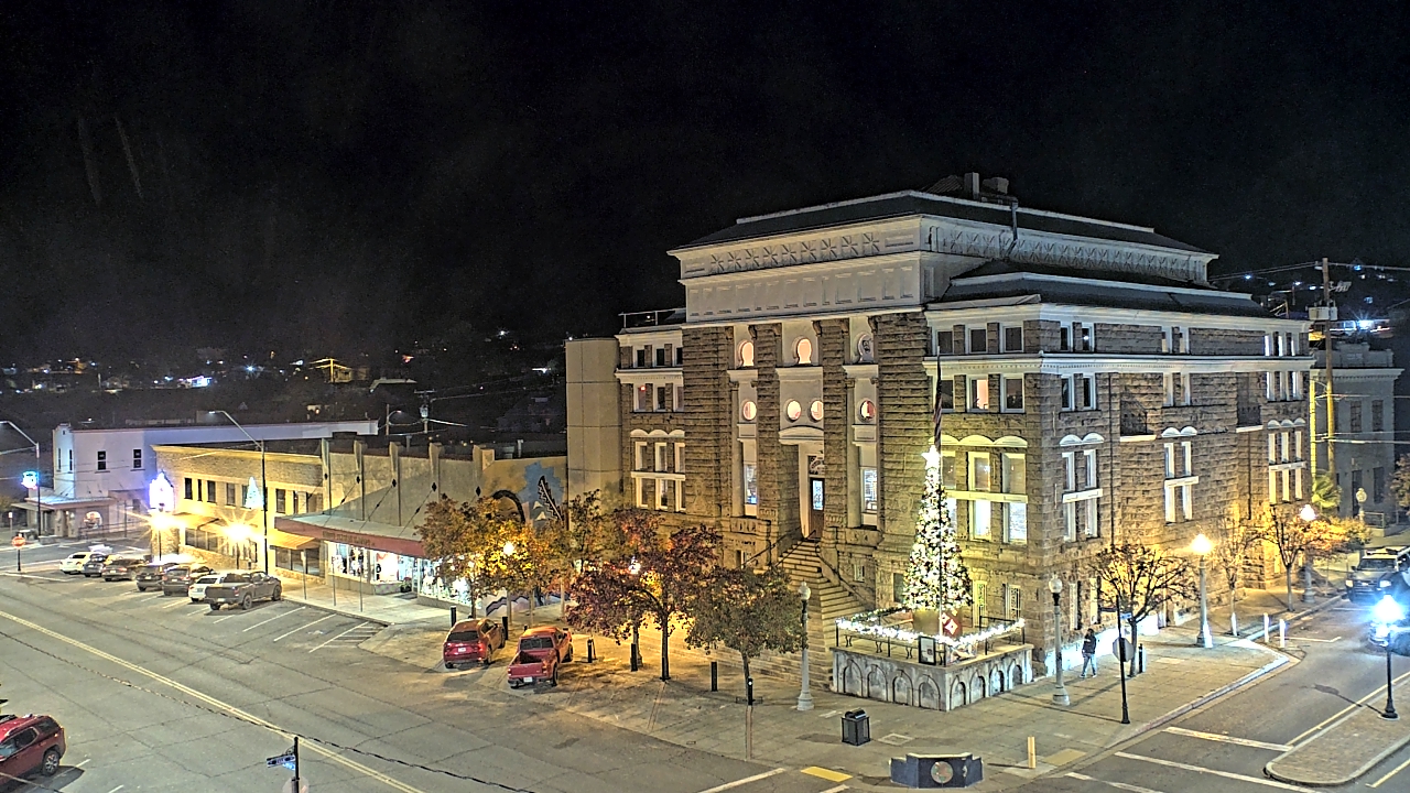 Thumbnail for current weather camera view from Center for the Arts in Globe, Arizona