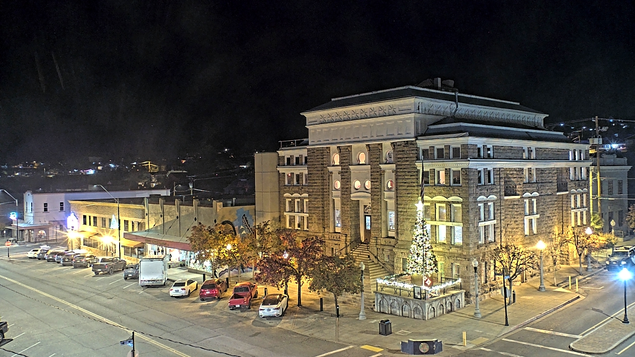 Thumbnail for current weather camera view from Center for the Arts in Globe, Arizona