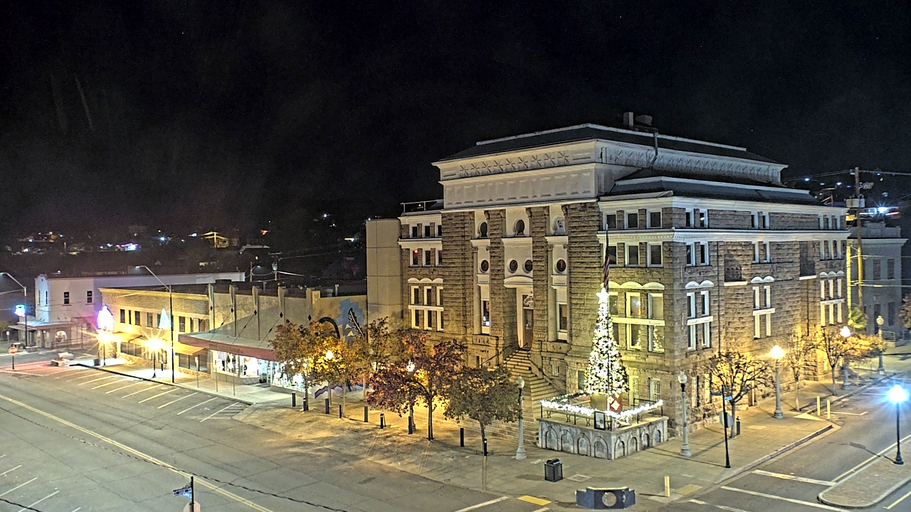 Thumbnail for current weather camera view from Center for the Arts in Globe, Arizona
