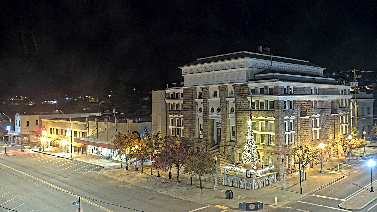 Thumbnail for current weather camera view from Center for the Arts in Globe, Arizona