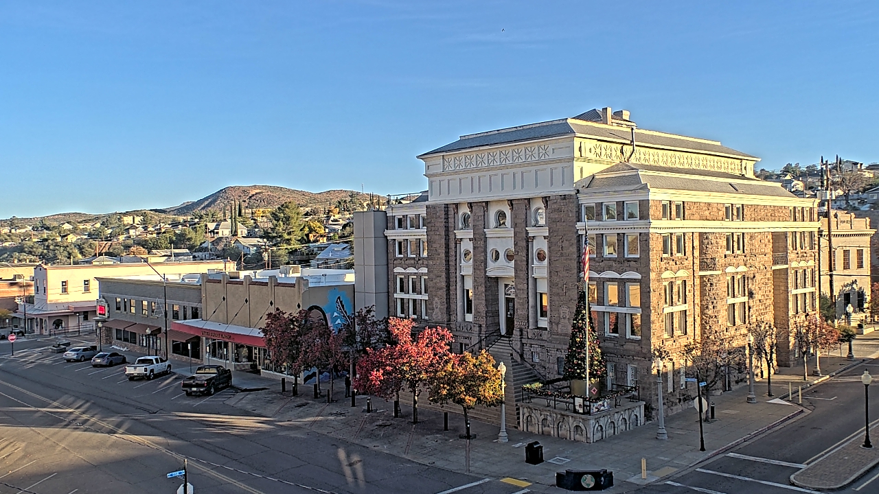 Thumbnail for current weather camera view from Center for the Arts in Globe, Arizona