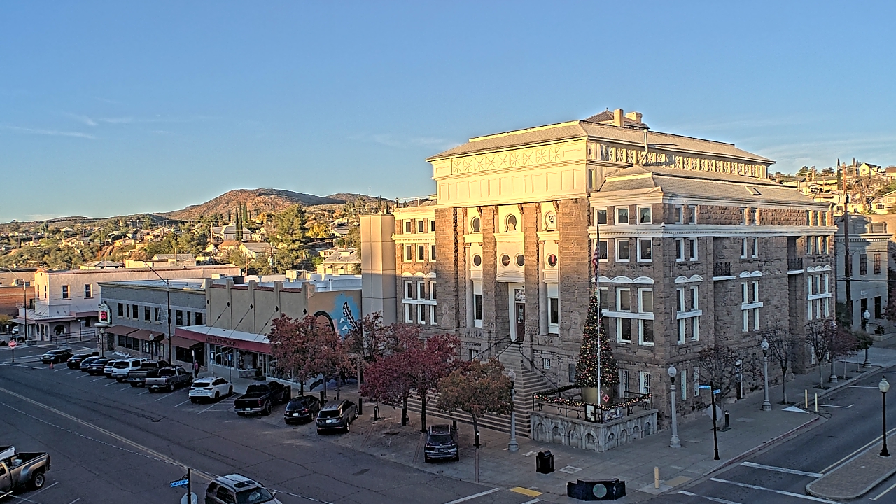 Thumbnail for current weather camera view from Center for the Arts in Globe, Arizona