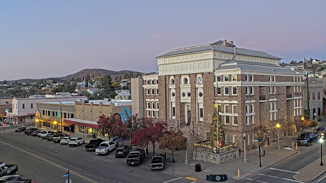 Thumbnail for current weather camera view from Center for the Arts in Globe, Arizona