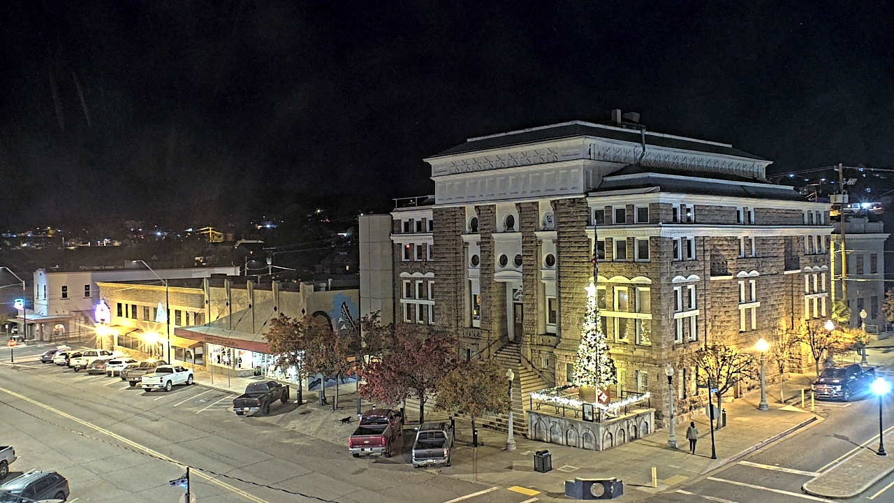 Thumbnail for current weather camera view from Center for the Arts in Globe, Arizona