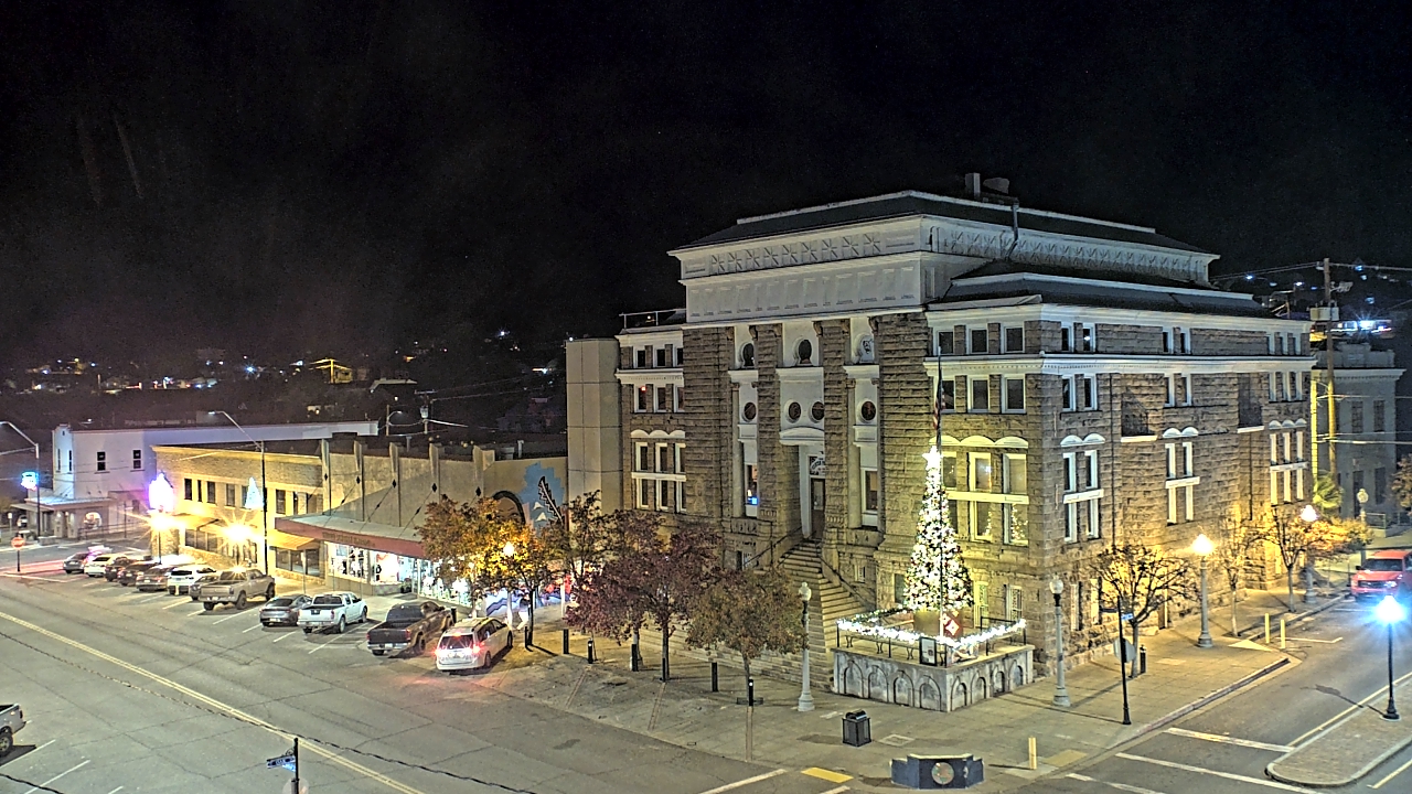 Thumbnail for current weather camera view from Center for the Arts in Globe, Arizona