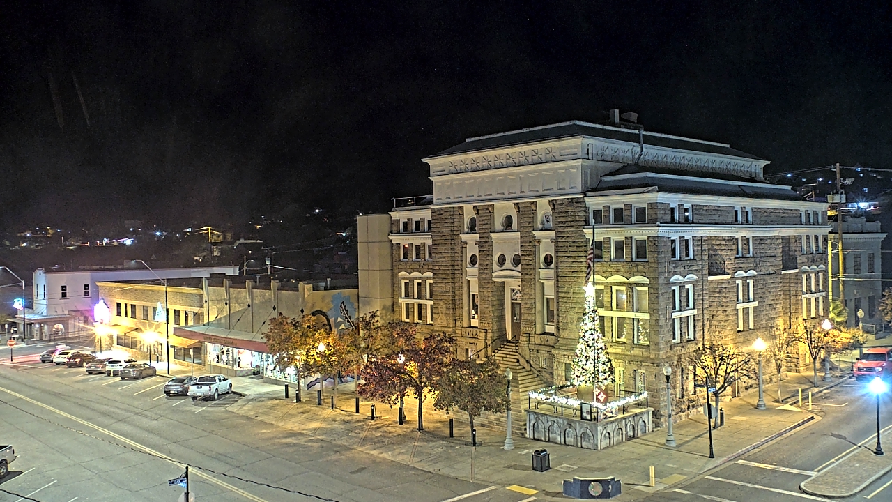 Thumbnail for current weather camera view from Center for the Arts in Globe, Arizona