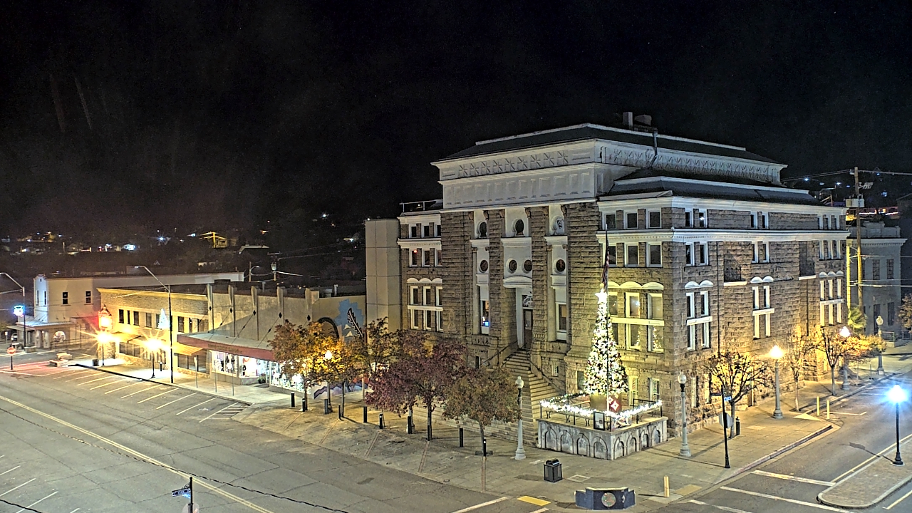 Thumbnail for current weather camera view from Center for the Arts in Globe, Arizona