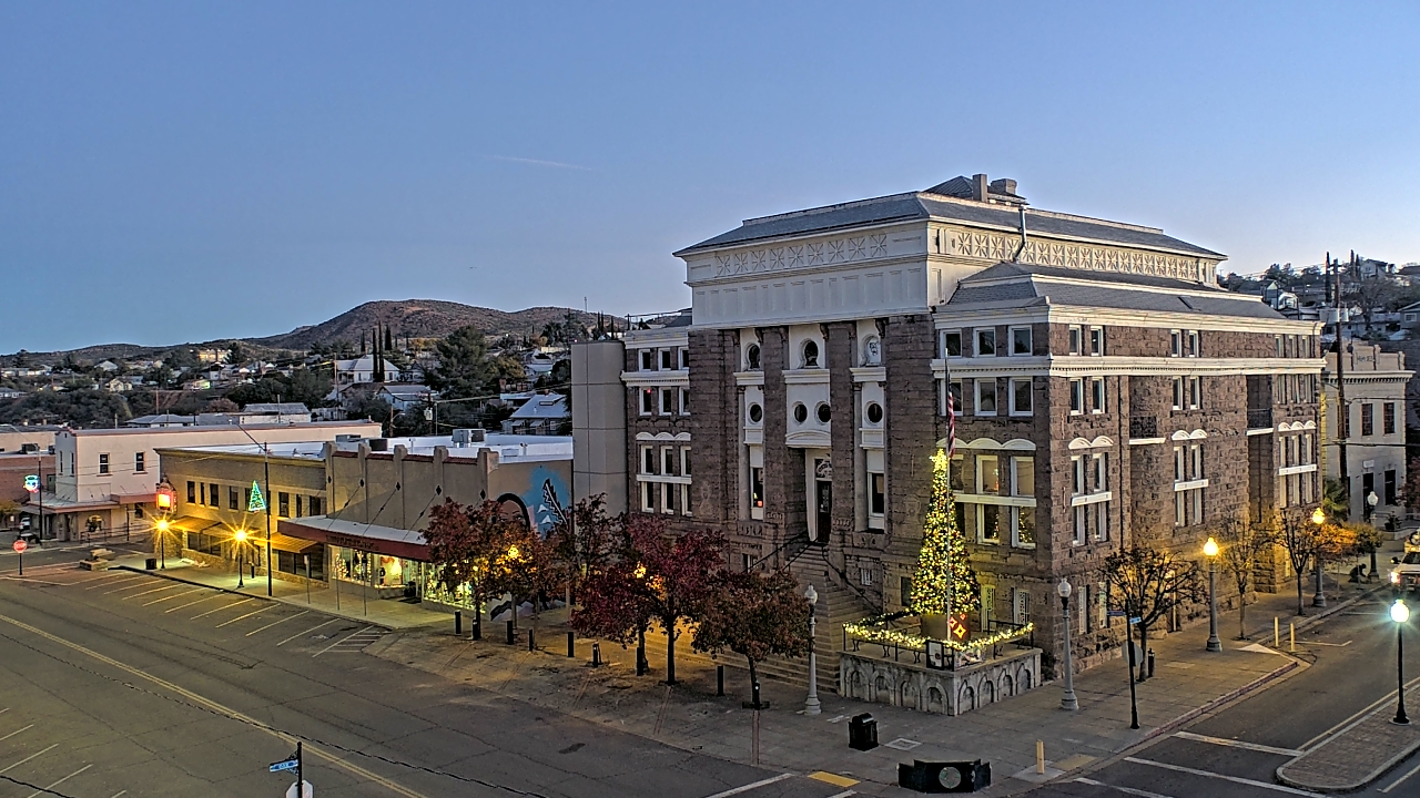 Thumbnail for current weather camera view from Center for the Arts in Globe, Arizona