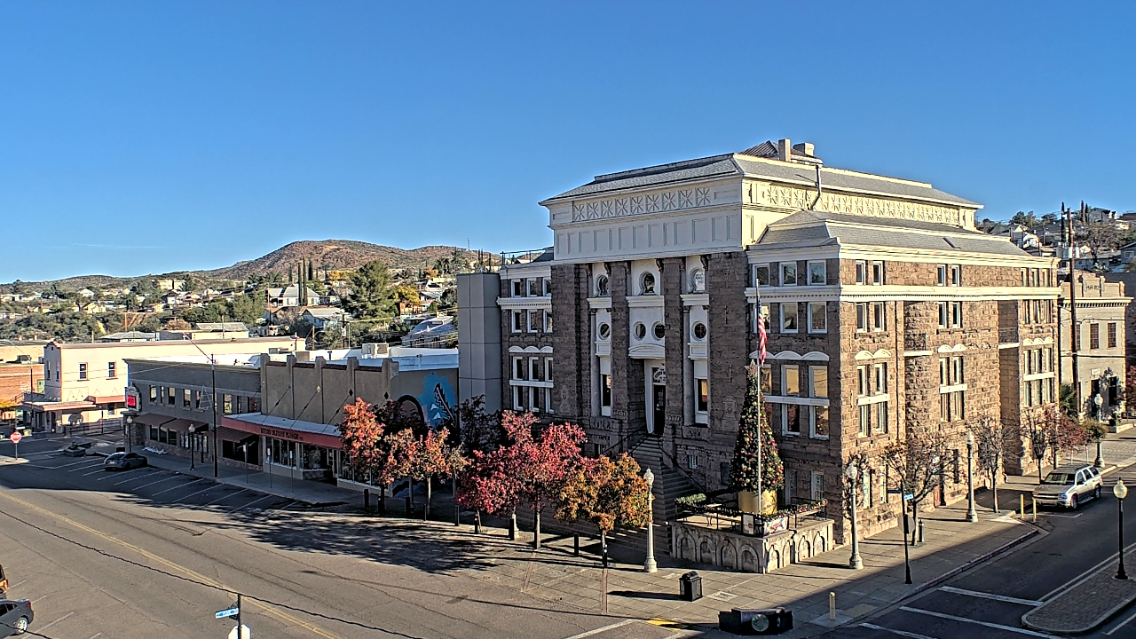 Thumbnail for current weather camera view from Center for the Arts in Globe, Arizona