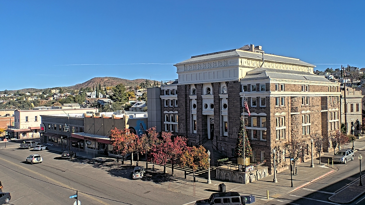 Thumbnail for current weather camera view from Center for the Arts in Globe, Arizona