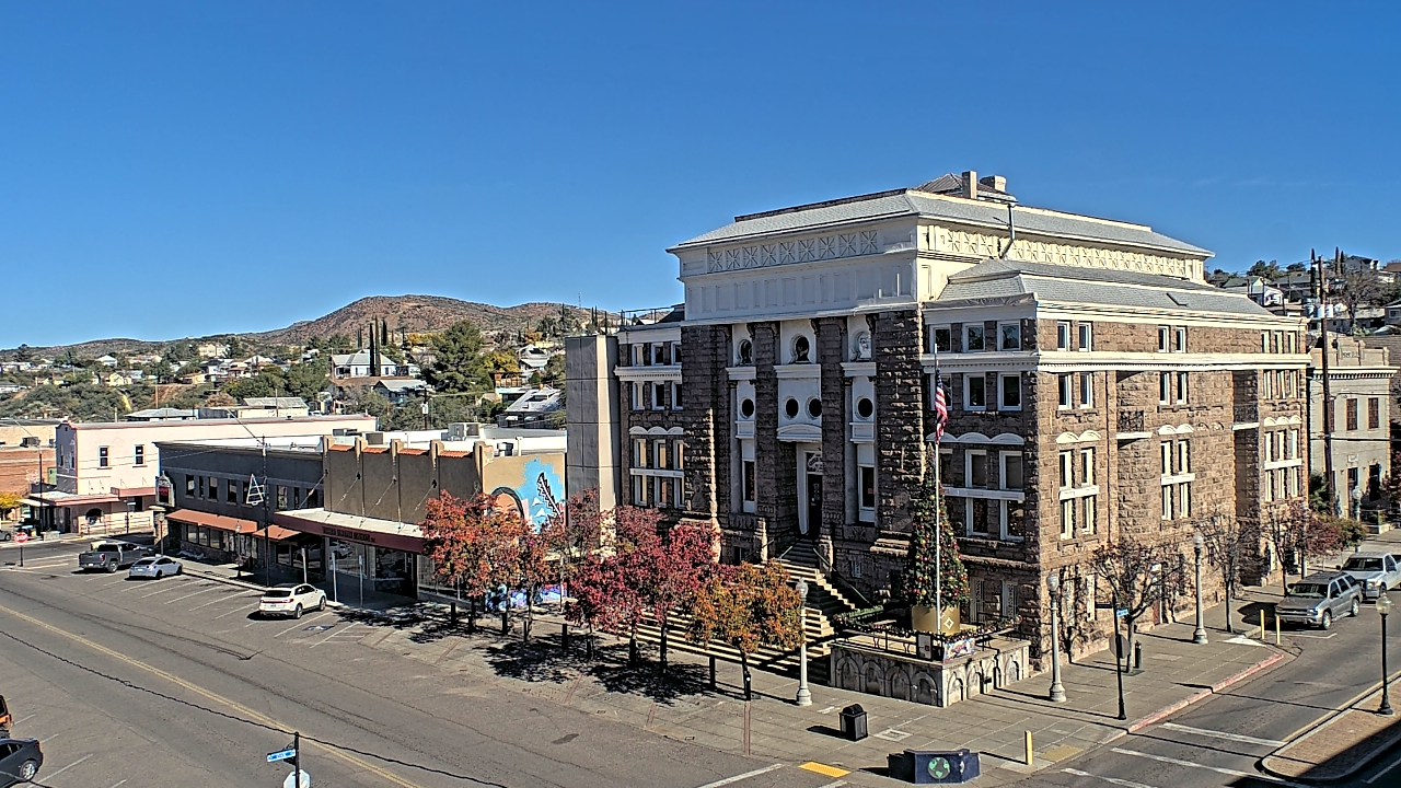 Thumbnail for current weather camera view from Center for the Arts in Globe, Arizona