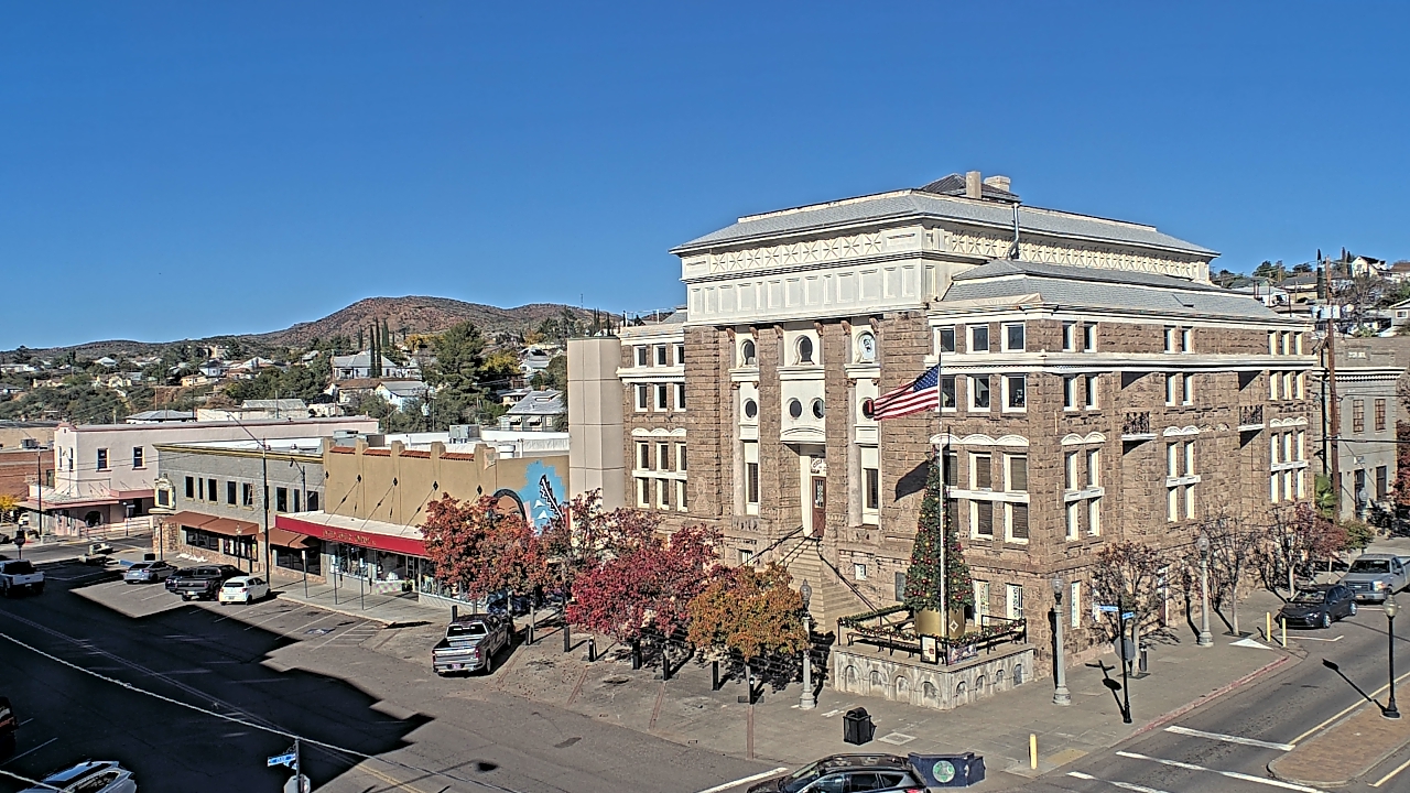Thumbnail for current weather camera view from Center for the Arts in Globe, Arizona