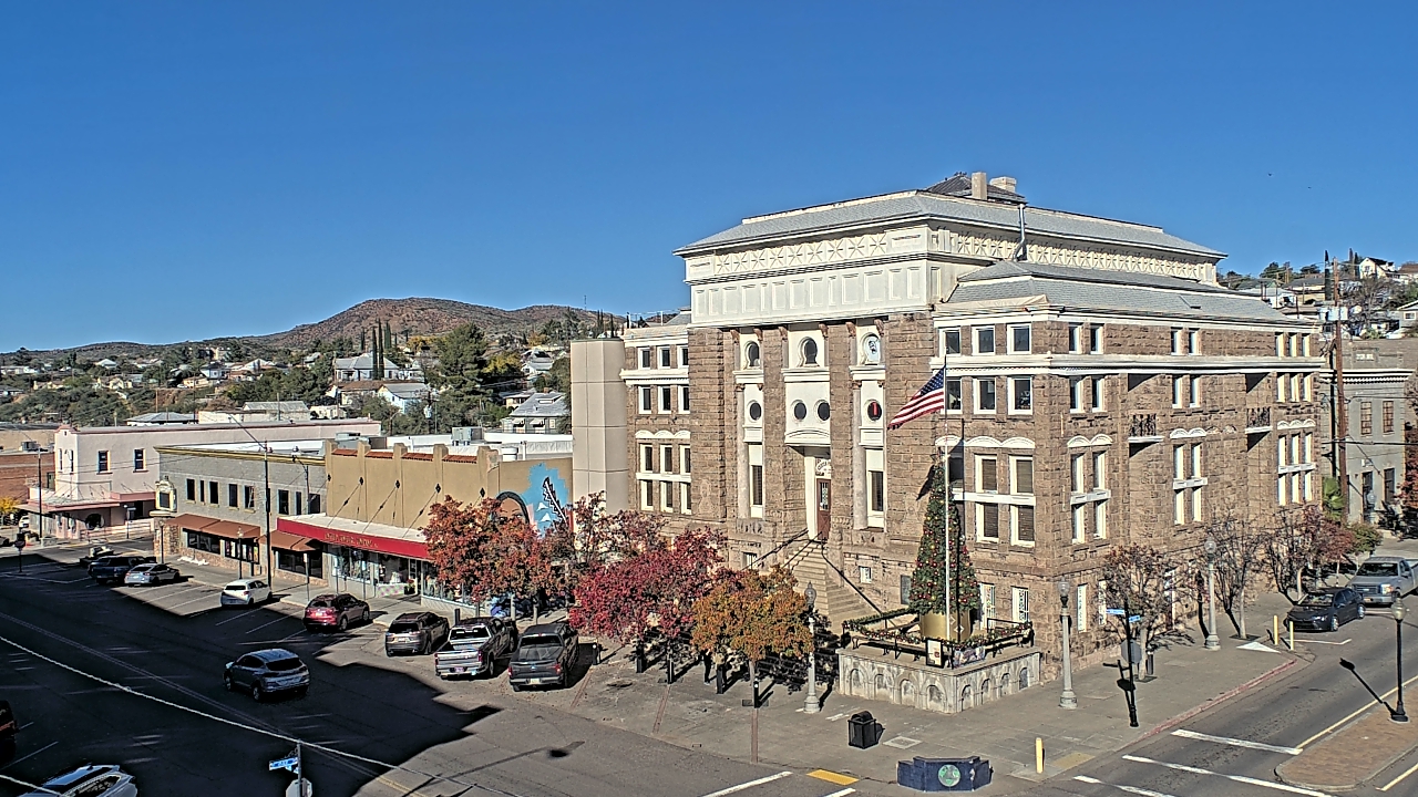 Thumbnail for current weather camera view from Center for the Arts in Globe, Arizona