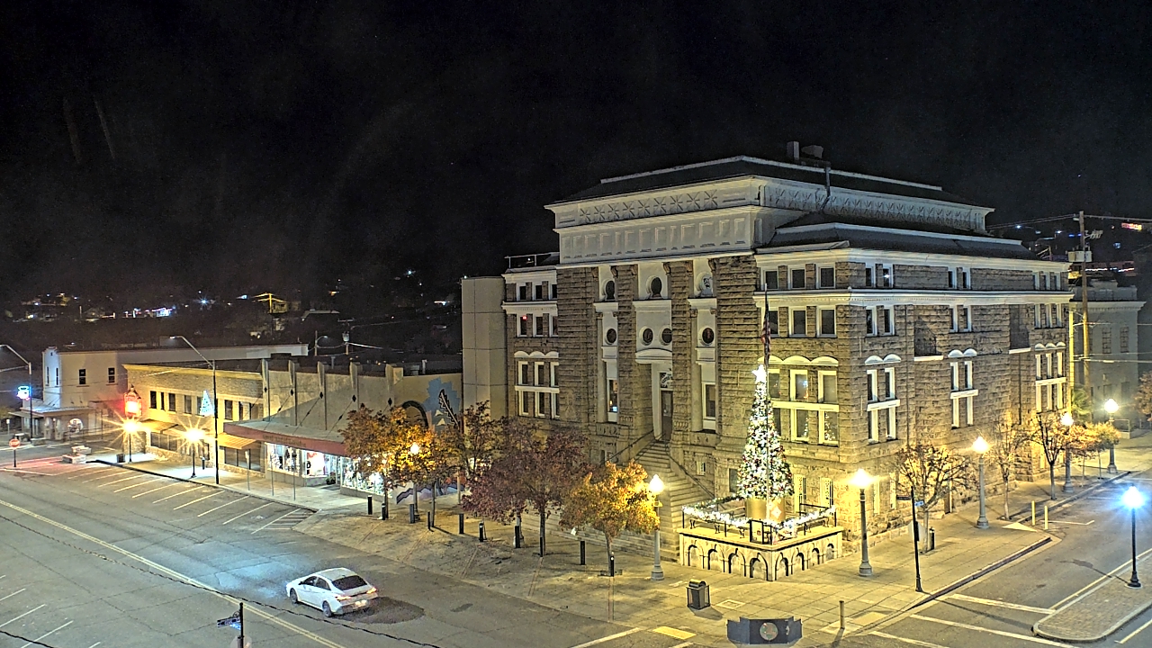 Thumbnail for current weather camera view from Center for the Arts in Globe, Arizona