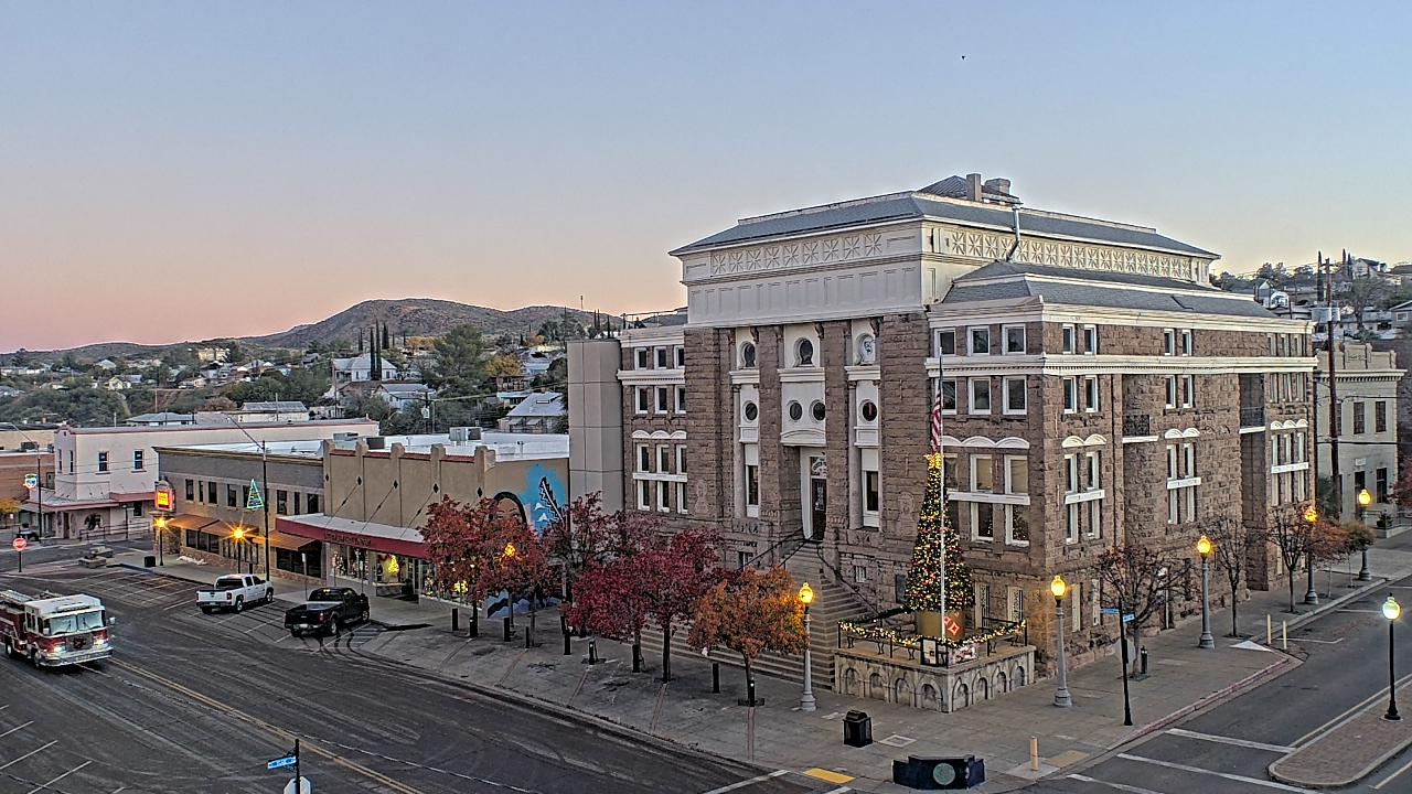 Thumbnail for current weather camera view from Center for the Arts in Globe, Arizona